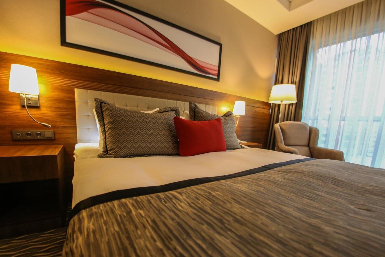 Hotel Ramada By Wyndham Nigde Exteriér fotografie
